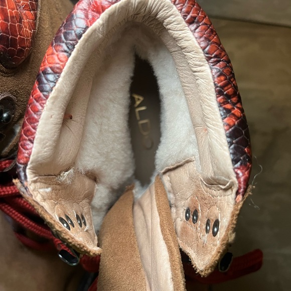 ALDO Hiking Fashion Boots with Red Laces Women’s size 6.5 - Picture 7 of 7